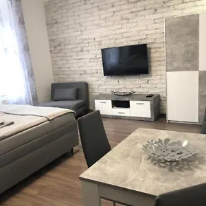 apartman-hanna.marianskelaznehotels.net/