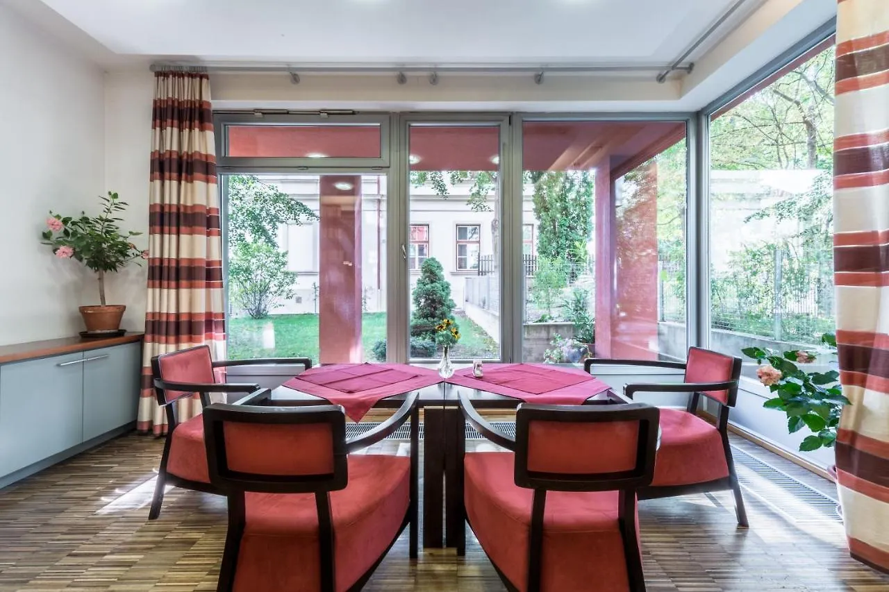Penzion Paloucek Prague Maison d'hôtes